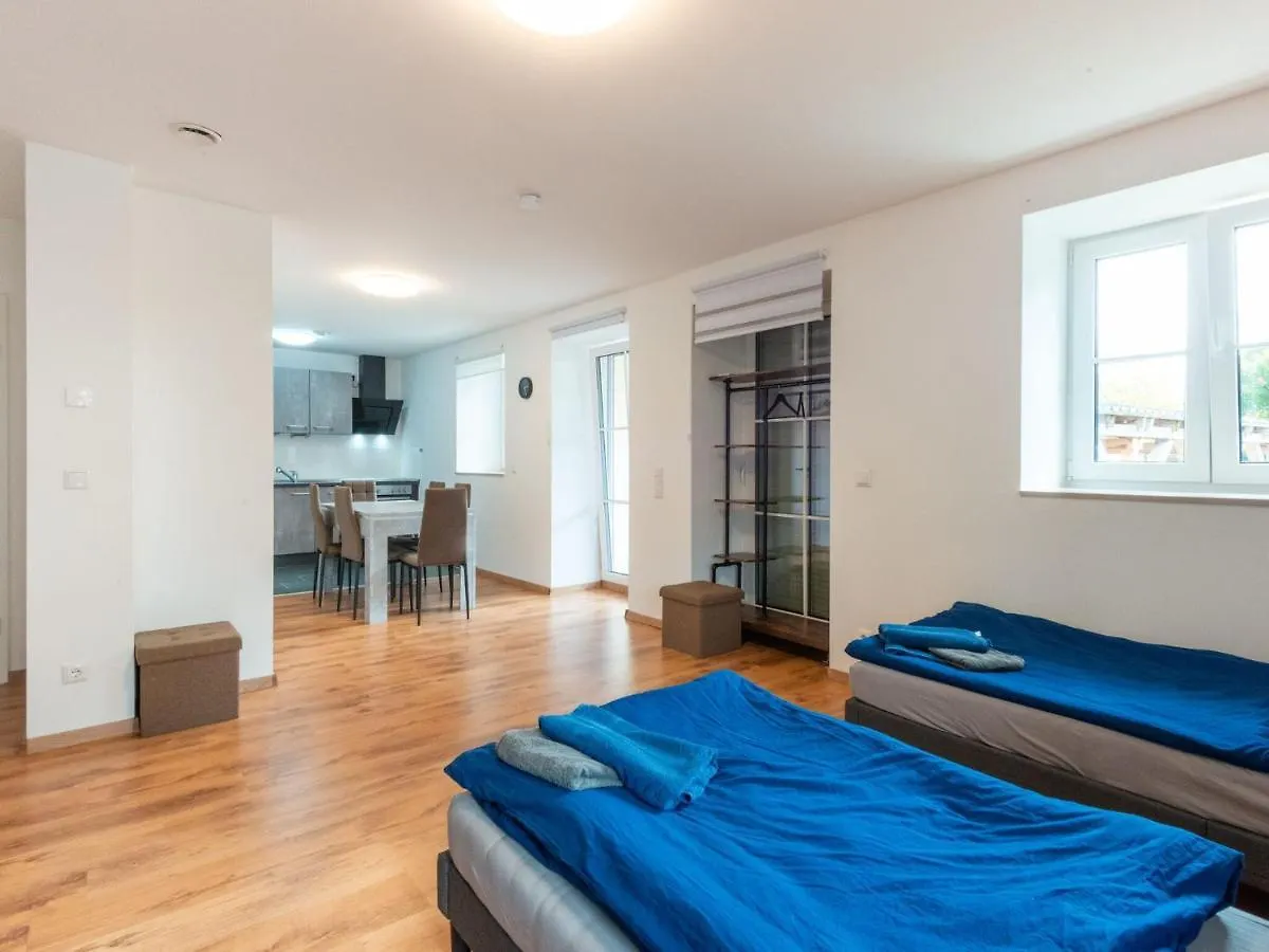 Apartment With Terrace In An Ideal Location Haunsheim