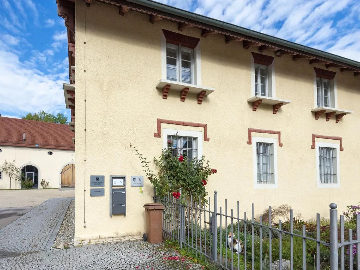 Apartment With Terrace In An Ideal Location Haunsheim 0*,